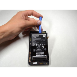 Замена батареи Motorola Droid RAZR HD
