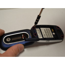 Замена задней части корпуса Motorola W315